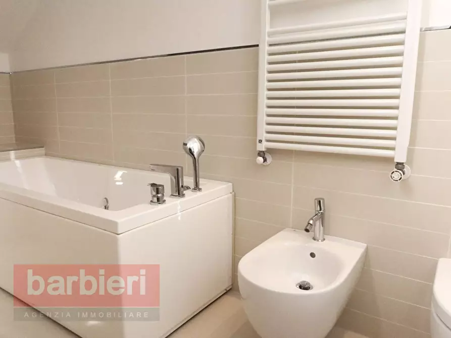 Immagine 18 di Appartamento in affitto  in viale romagna 24 a Cervia