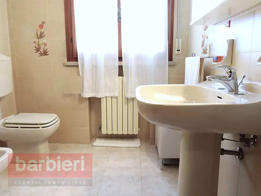 Immagine 26 di Villa in vendita  in via Nemi 5 a Cervia