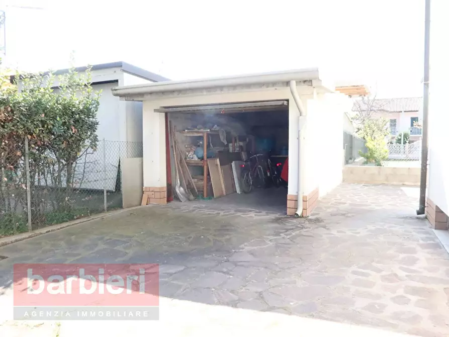 Immagine 32 di Villa in vendita  in via Nemi 5 a Cervia