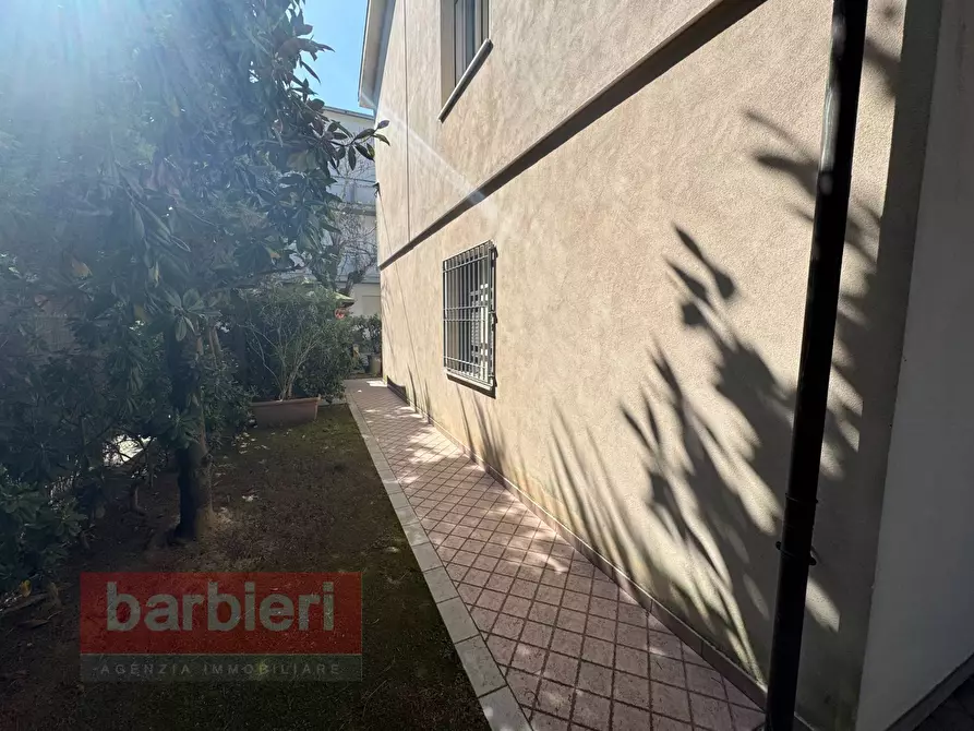 Immagine 26 di Casa semindipendente in vendita  in via paisiello 2 a Cervia