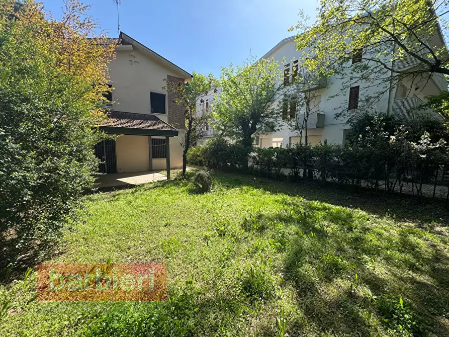 Immagine 30 di Casa semindipendente in vendita  in via paisiello 2 a Cervia