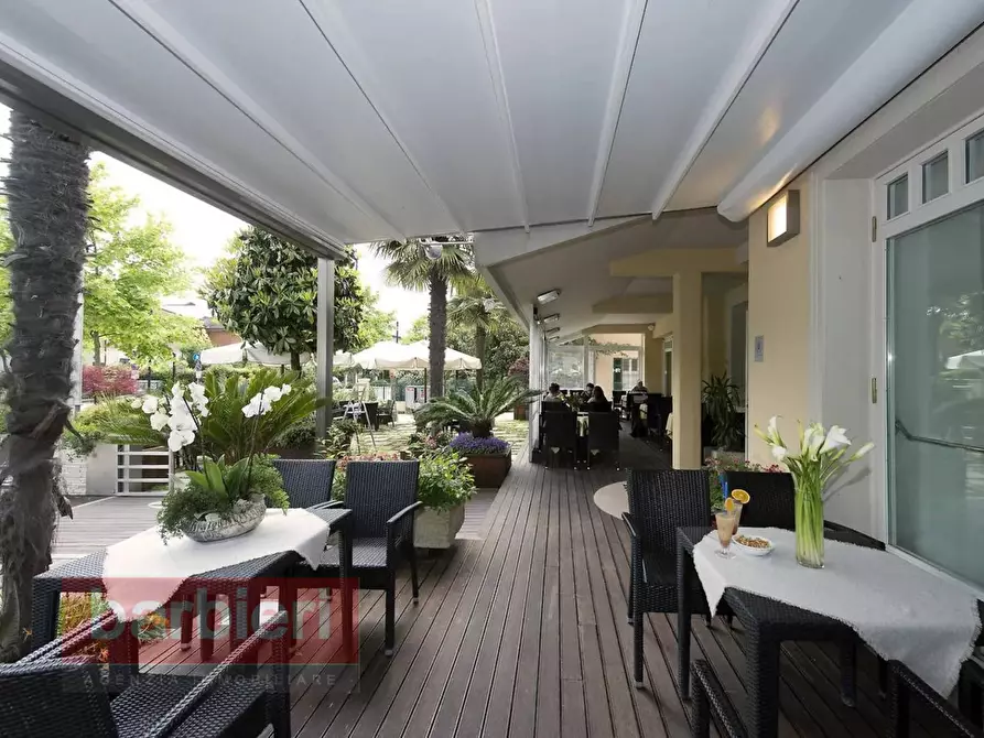 Immagine 3 di Albergo/B&B/Residence in vendita  in viale dei mille 64 a Cervia