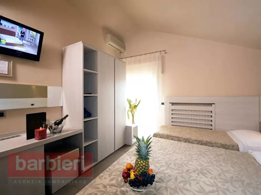 Immagine 17 di Albergo/B&B/Residence in vendita  in viale dei mille 64 a Cervia