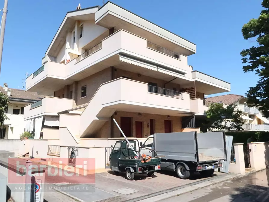 Immagine 1 di Appartamento in vendita  in Via Caduti per la Libertà 118 a Cervia