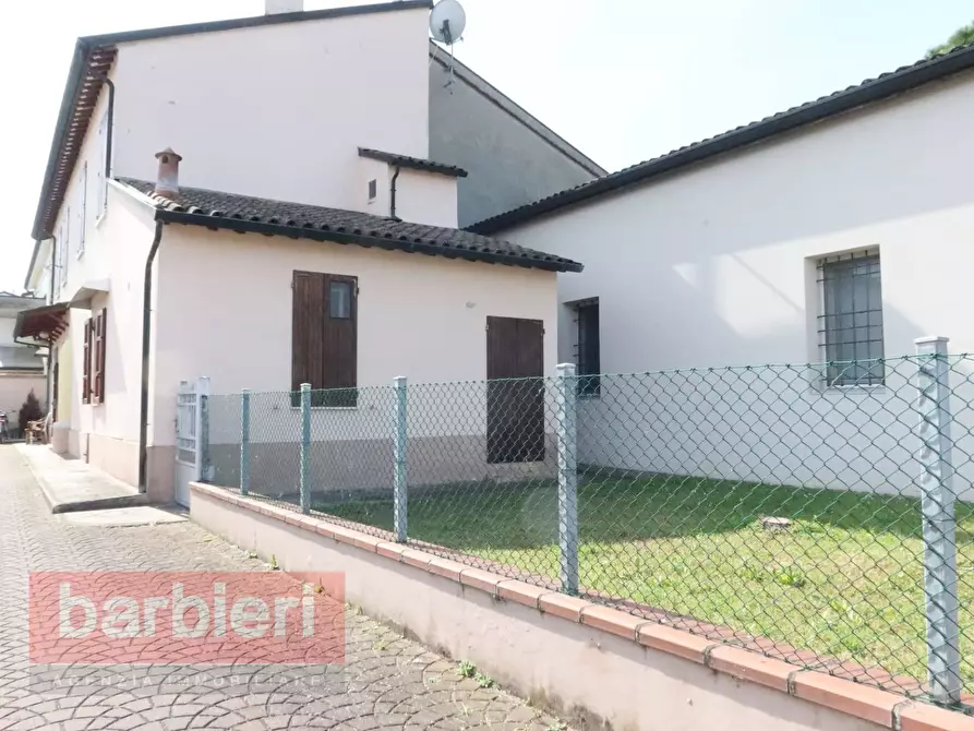 Immagine 2 di Casa semindipendente in vendita  in Via Senna 20 a Ravenna