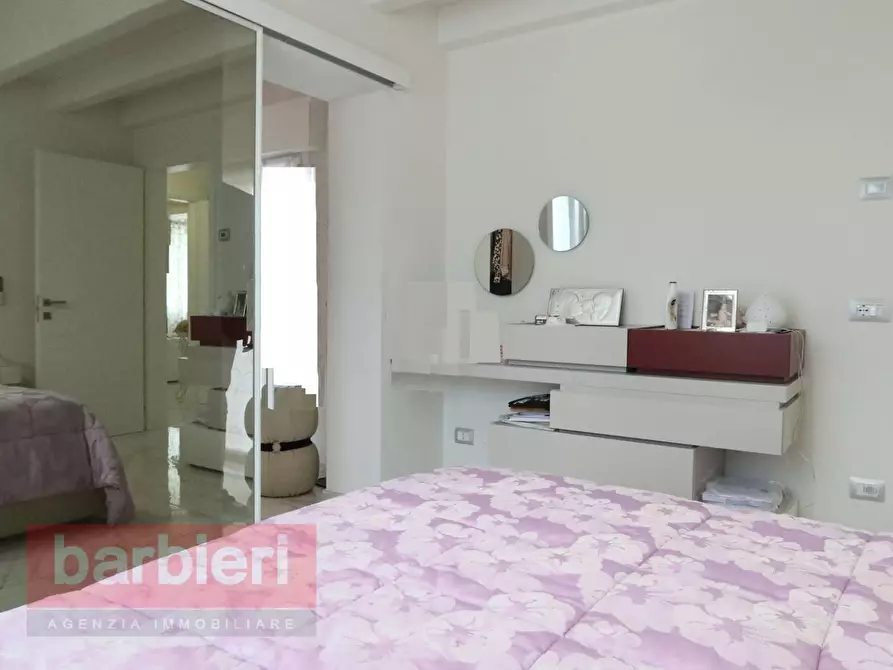 Immagine 21 di Villa in vendita  in Via Matellica 25 a Ravenna