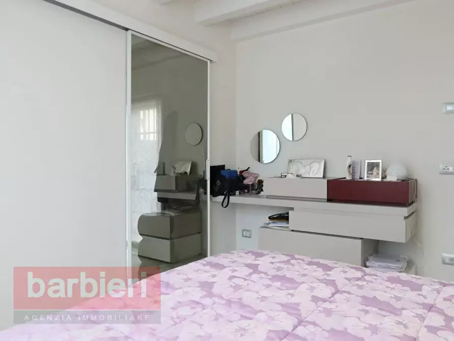 Immagine 22 di Villa in vendita  in Via Matellica 25 a Ravenna