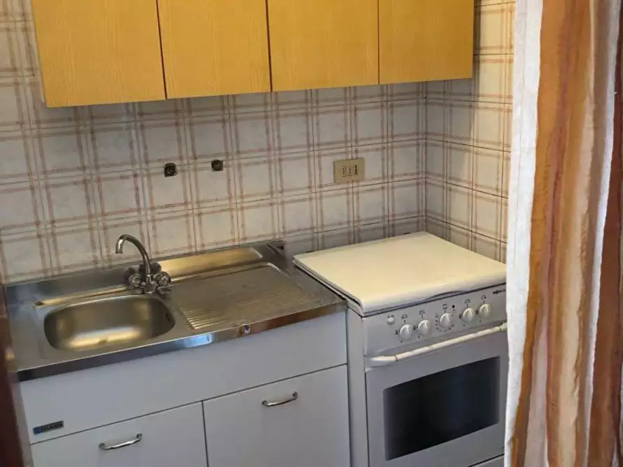 Immagine 5 di Appartamento in vendita  in Via Bertinoro 21 a Ravenna