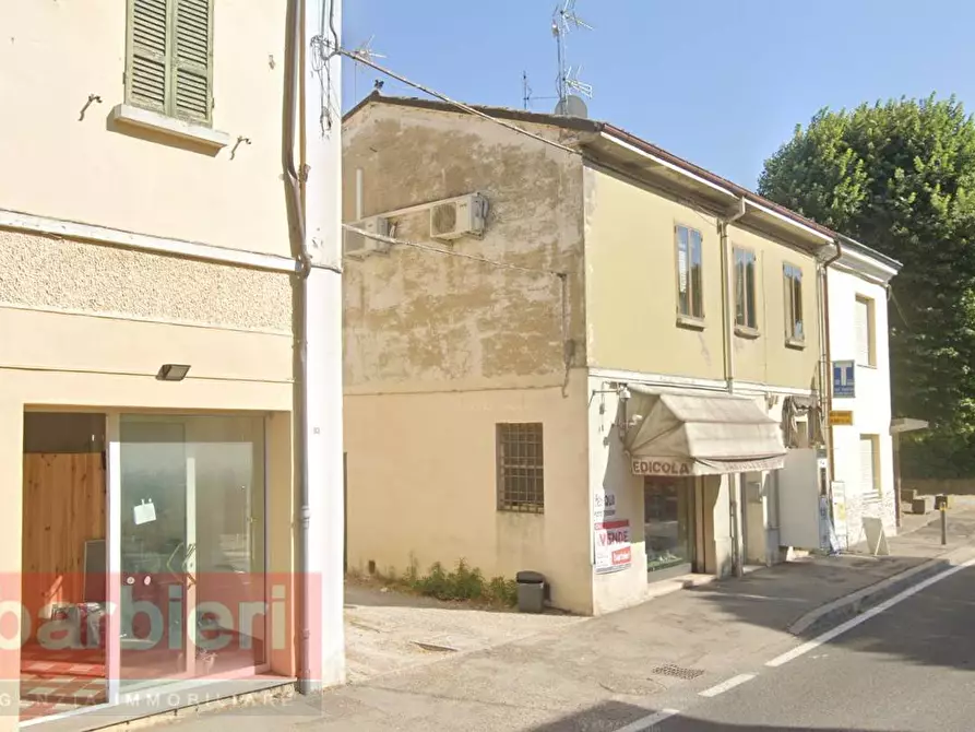 Immagine 2 di Appartamento in vendita  in Via Girolamo Zattoni 45 a Ravenna
