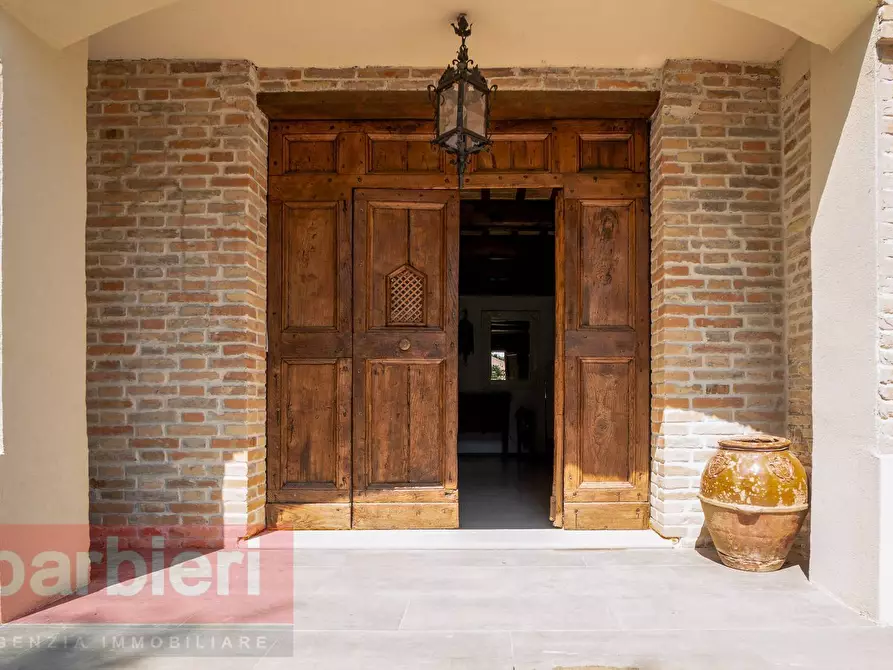 Immagine 10 di Villa in vendita  in Via Faentina 138 a Ravenna