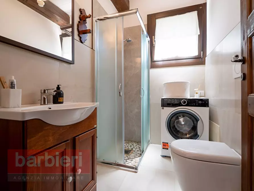 Immagine 49 di Villa in vendita  in Via Faentina 138 a Ravenna