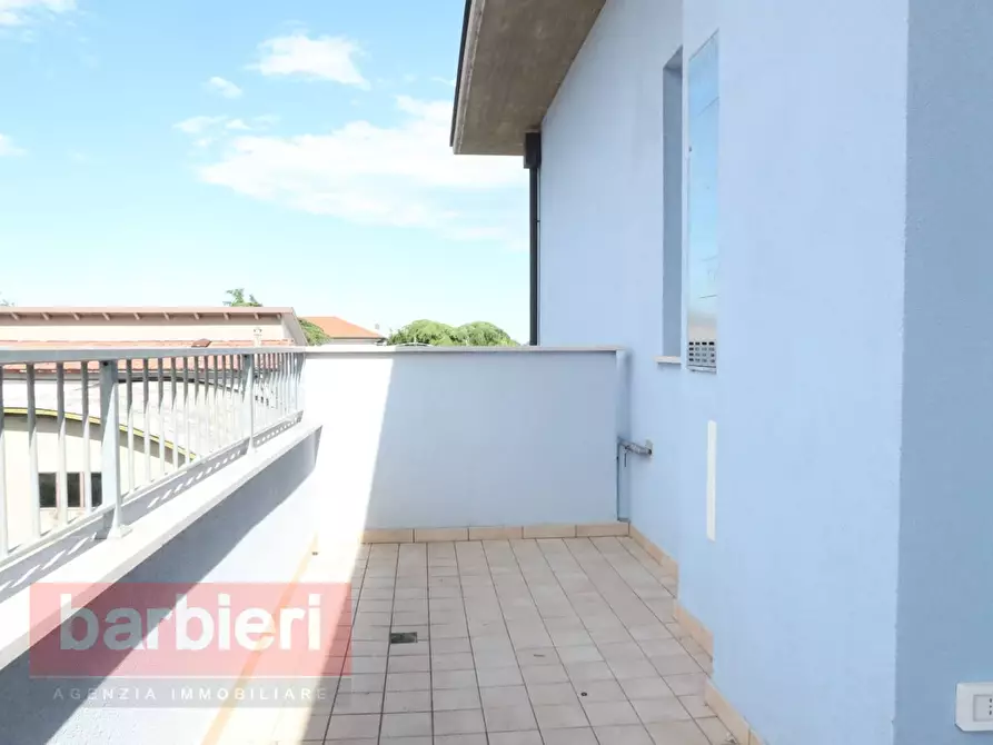 Immagine 27 di Appartamento in vendita  in Via Goito 5 a Ravenna