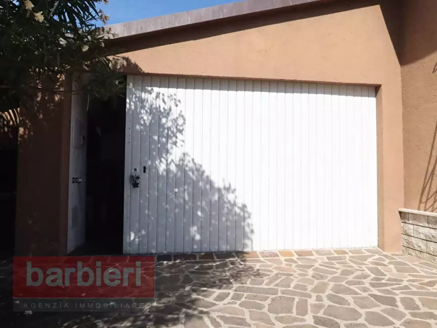 Immagine 38 di Villa in vendita  in VIA PRIMO TARGHINI 4101 a Cesena