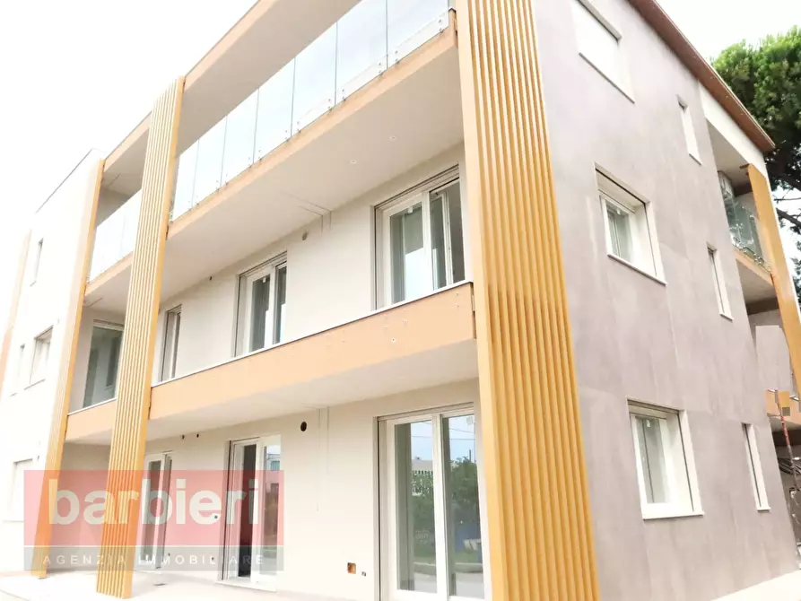 Immagine 3 di Appartamento in vendita  in Caduti per la Libertà a Cervia