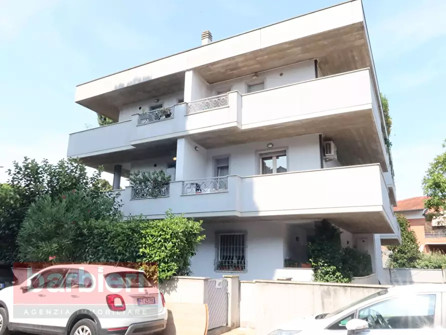 Immagine 2 di Appartamento in vendita  in Via Martiri Fantini 33A a Cervia