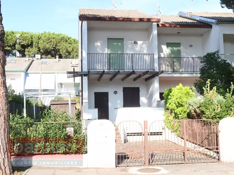 Immagine 2 di Villetta a schiera in vendita  in Via Leopardi 22 a Cervia