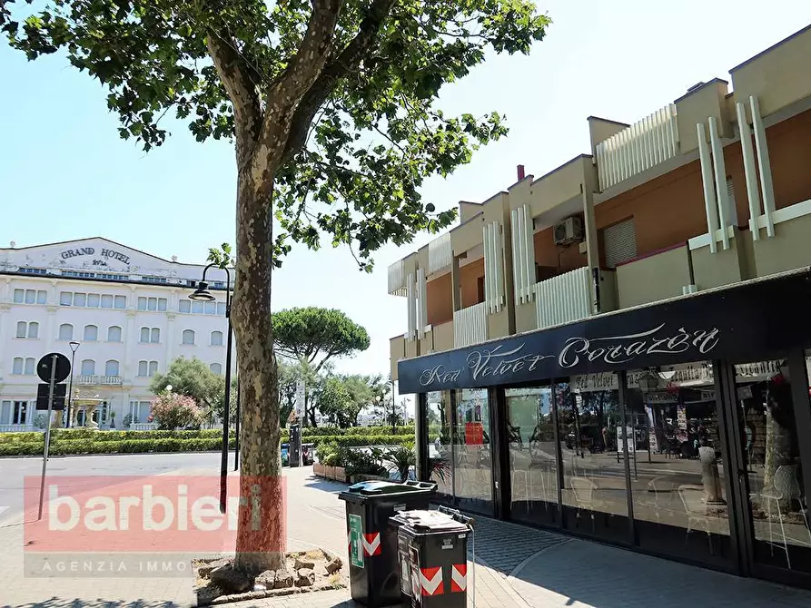 Immagine 2 di Appartamento in vendita  in Lungomare Grazia Deledda 38 a Cervia