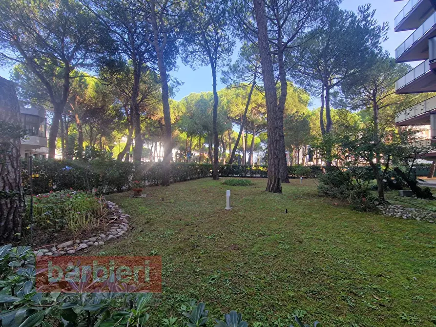 Immagine 22 di Appartamento in vendita  in viale luigi cadorna 12 a Cervia