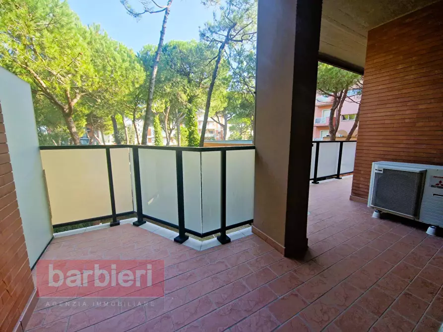 Immagine 12 di Appartamento in vendita  in viale luigi cadorna 12 a Cervia