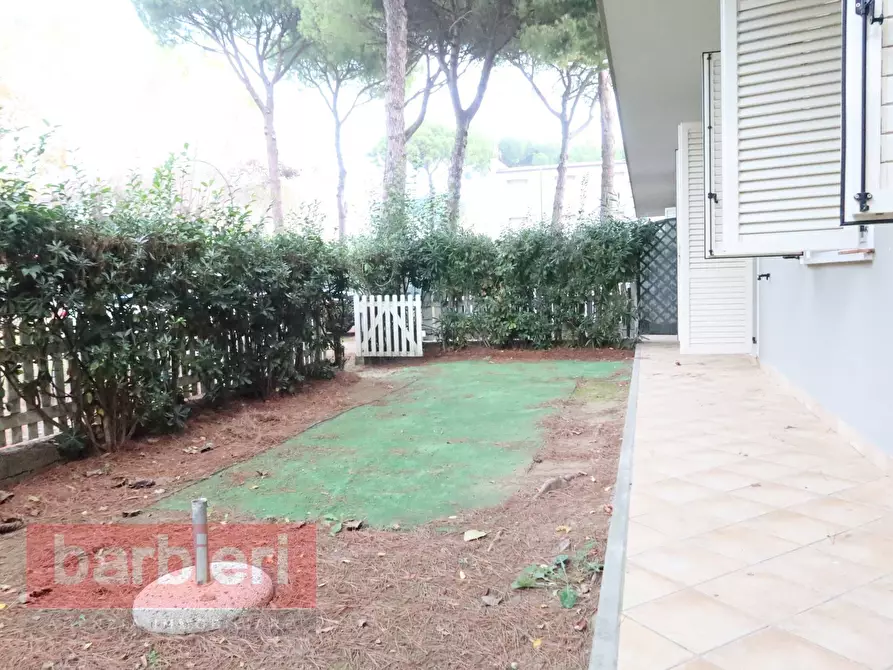 Immagine 5 di Appartamento in vendita  in via Vesuvio 1 a Cervia