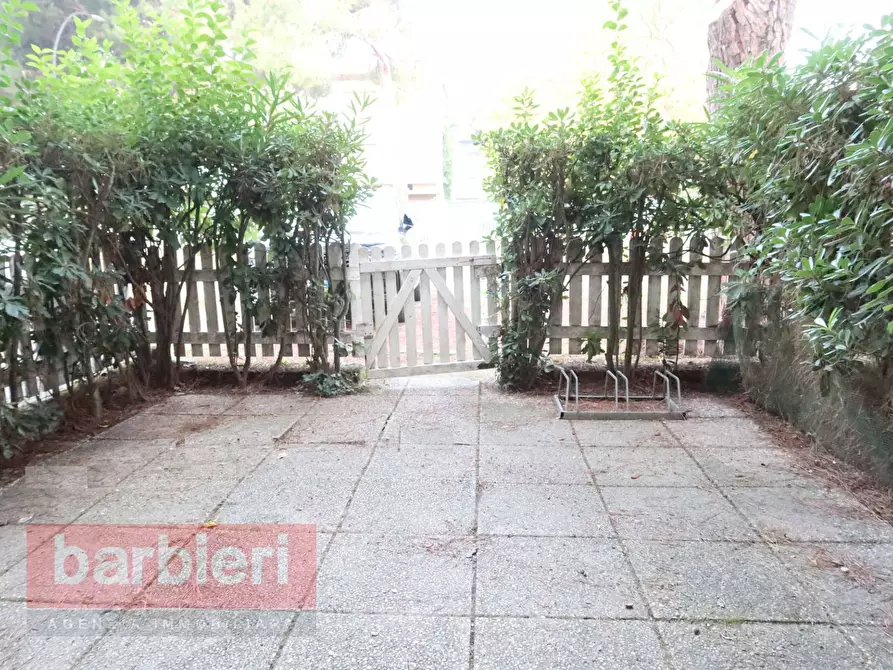 Immagine 6 di Appartamento in vendita  in via Vesuvio 1 a Cervia