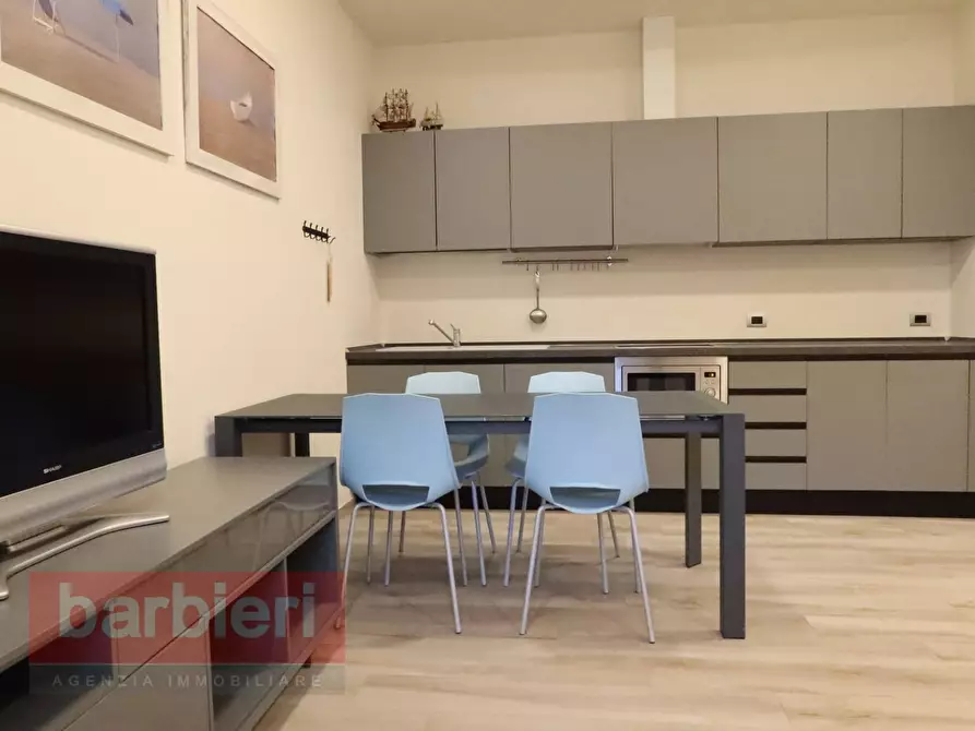 Immagine 12 di Appartamento in vendita  in via Vesuvio 1 a Cervia