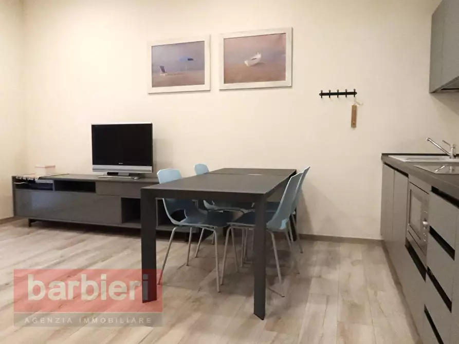 Immagine 18 di Appartamento in vendita  in via Vesuvio 1 a Cervia