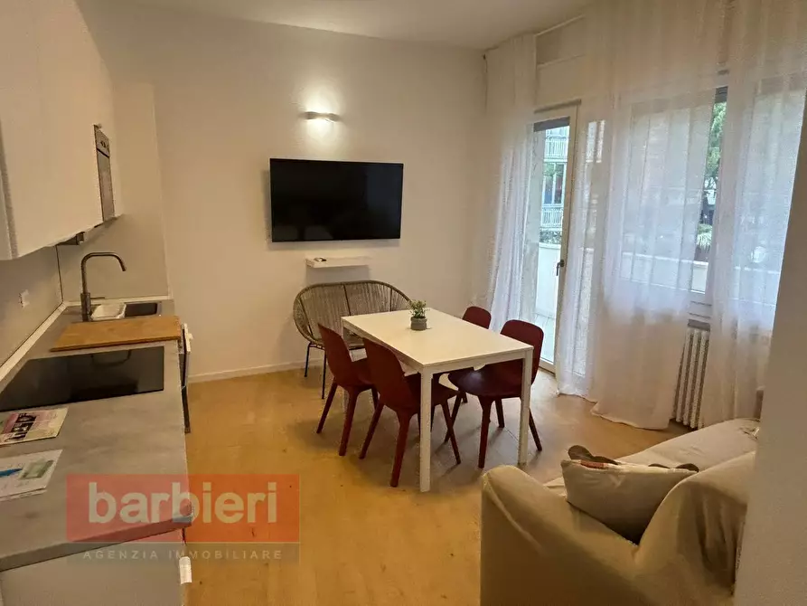 Immagine 6 di Appartamento in vendita  in Viale Rismondo 1 a Cervia