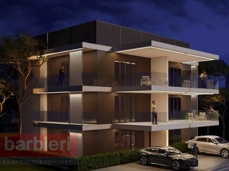 Immagine 3 di Appartamento in vendita  in Viale Mascagni a Cervia