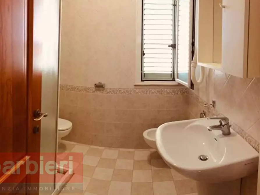 Immagine 9 di Appartamento in affitto  in Viale Dei Mille a Cervia