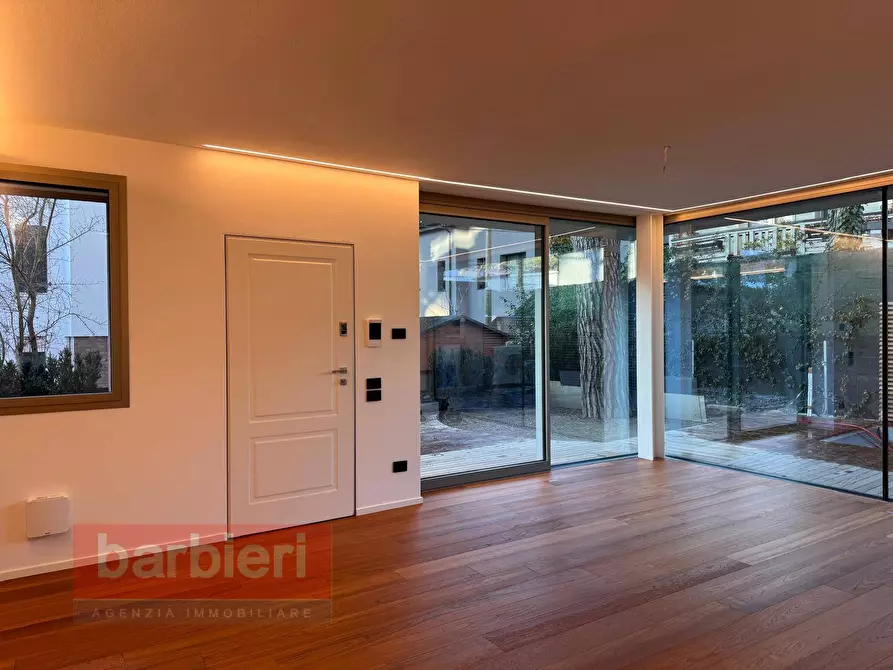 Immagine 1 di Appartamento in affitto  in Viale Tiziano 14 a Cervia