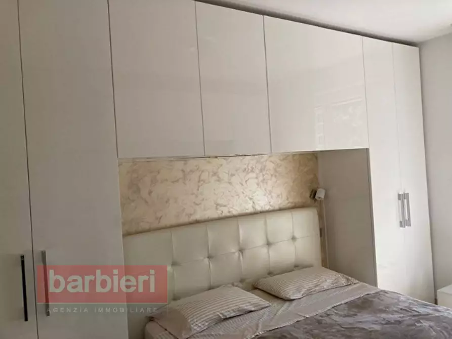 Immagine 11 di Appartamento in vendita  in via mercadante a Cervia