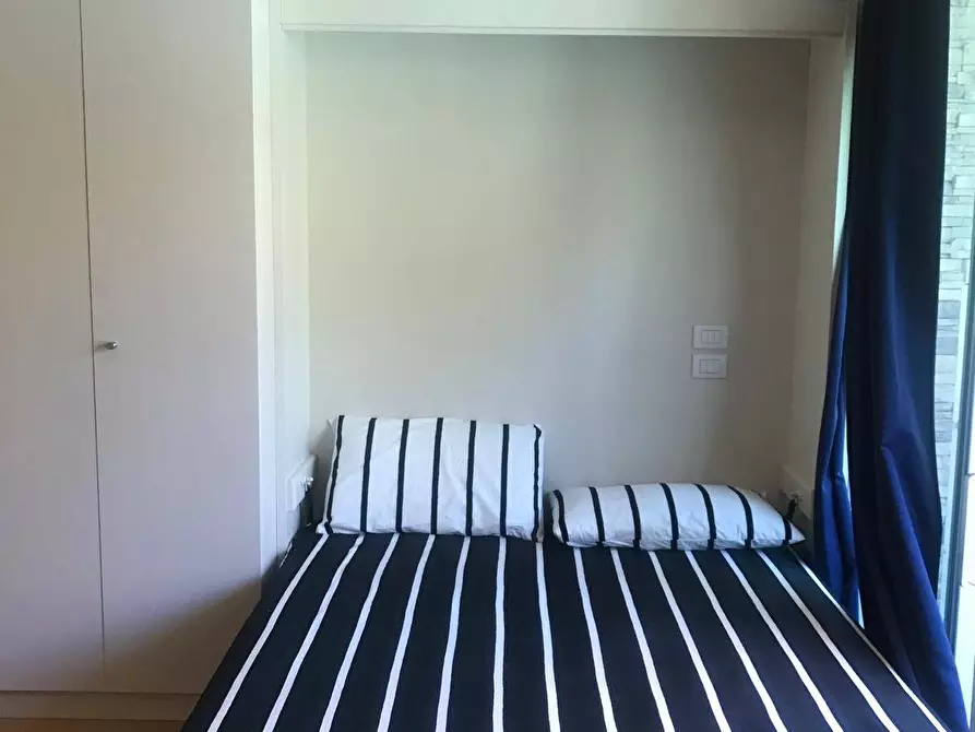 Immagine 8 di Negozio in vendita  in Viale Due Giugno a Cervia