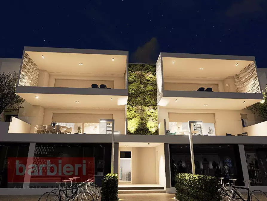 Immagine 1 di Appartamento in vendita  in Viale Matteottti 94 a Cervia