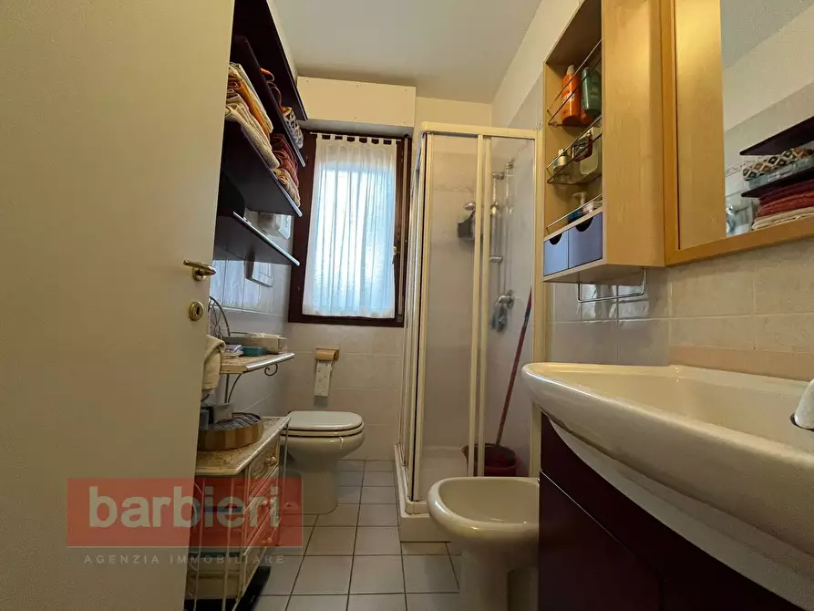 Immagine 19 di Appartamento in vendita  in Via Martiri Fantini a Cervia