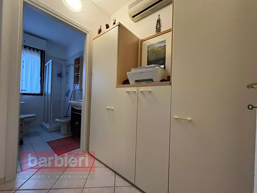 Immagine 12 di Appartamento in vendita  in Via Martiri Fantini a Cervia