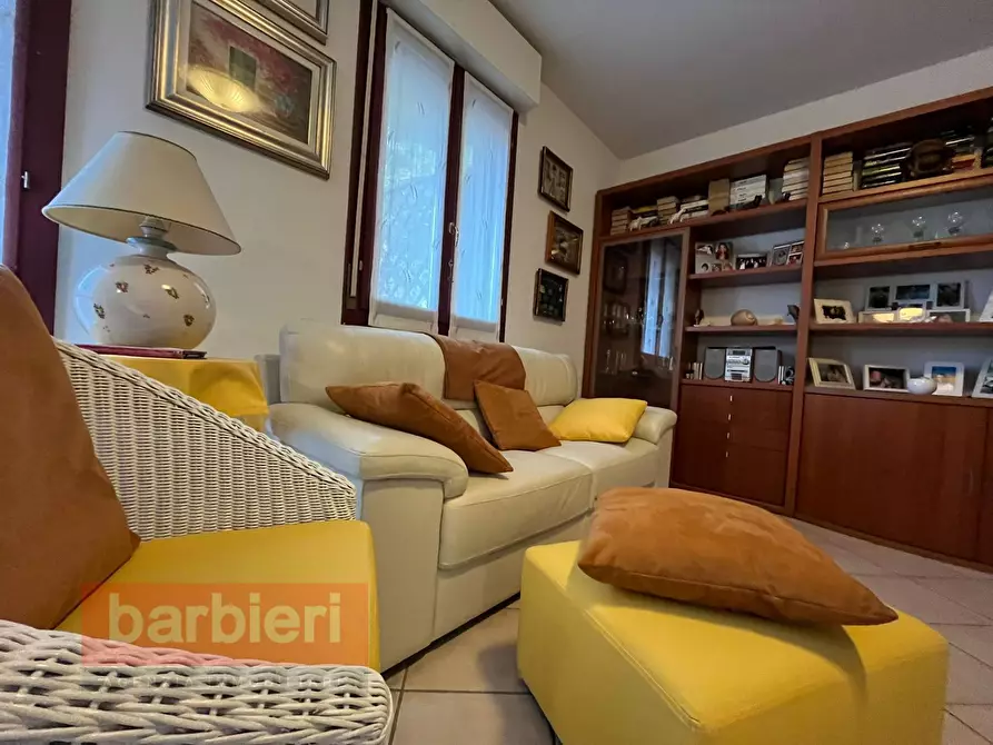 Immagine 4 di Appartamento in vendita  in Via Martiri Fantini a Cervia