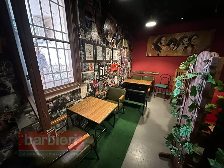 Immagine 2 di Attività commerciale in vendita  in via Cavour 8 a Cervia