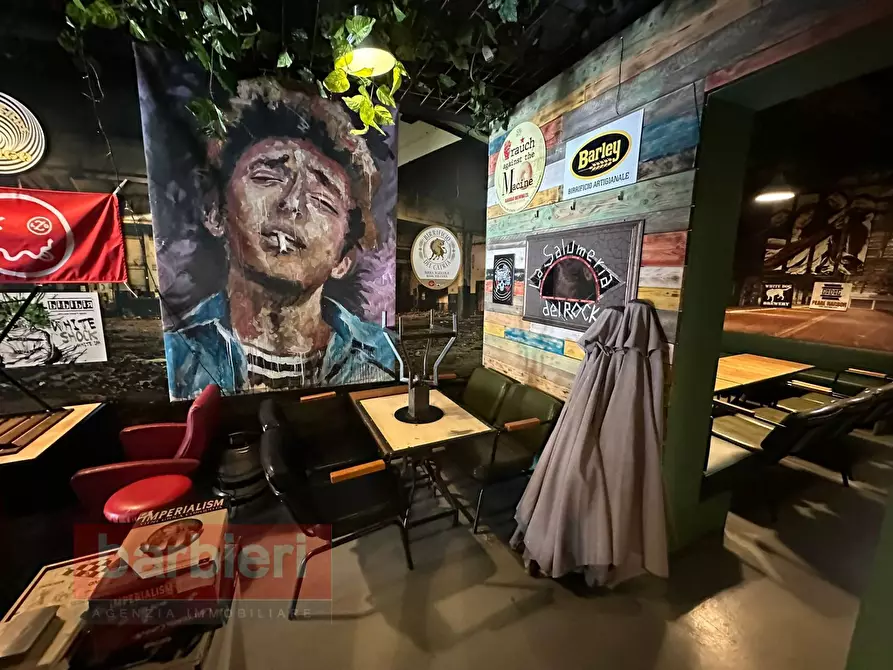 Immagine 3 di Attività commerciale in vendita  in via Cavour 8 a Cervia