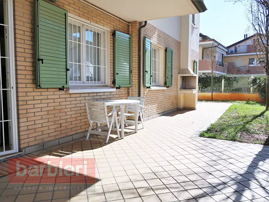 Immagine 15 di Appartamento in affitto  in Rotonda Silvio Pellico a Cervia