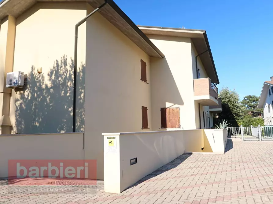 Immagine 1 di Appartamento in affitto  in Viale Italia 60 a Cervia