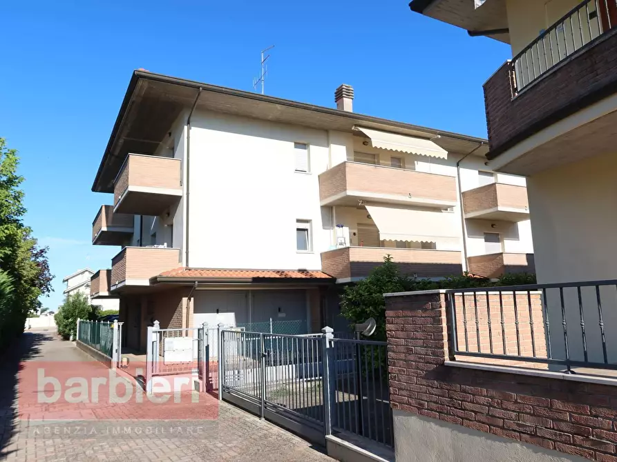 Immagine 2 di Appartamento in affitto  in Viale Italia 60 a Cervia
