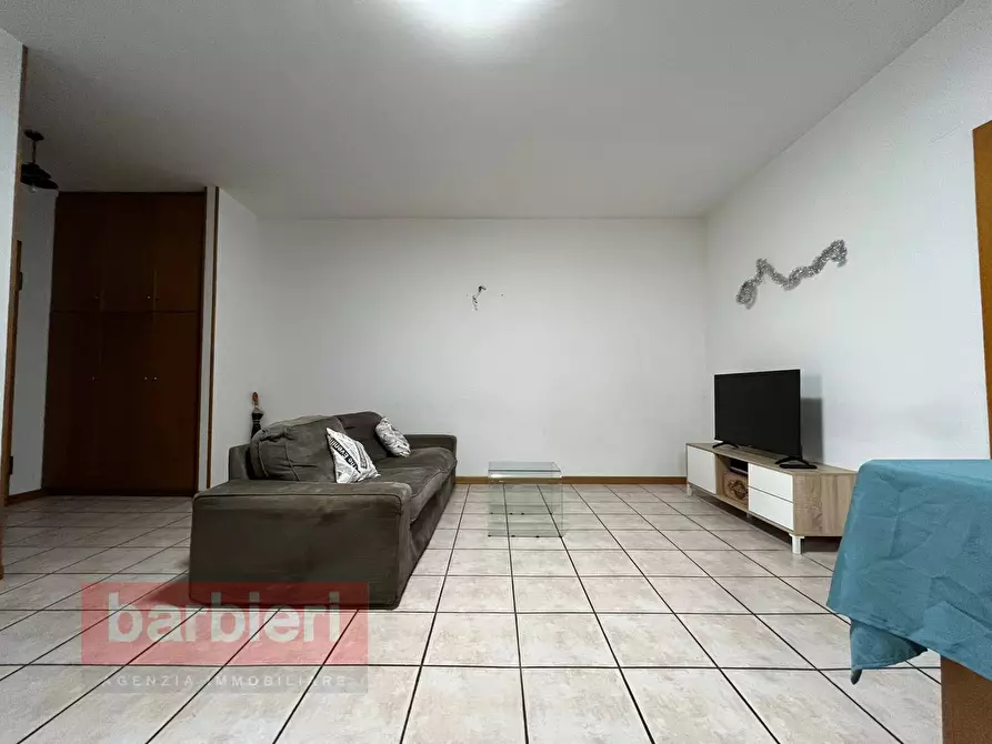 Immagine 4 di Appartamento in vendita  in PIAZZALE ARTUSI 4 a Cervia