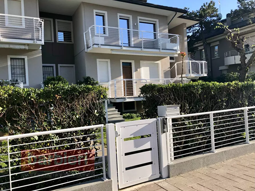 Immagine 3 di Appartamento in affitto  in viale Spontini 10 a Cervia