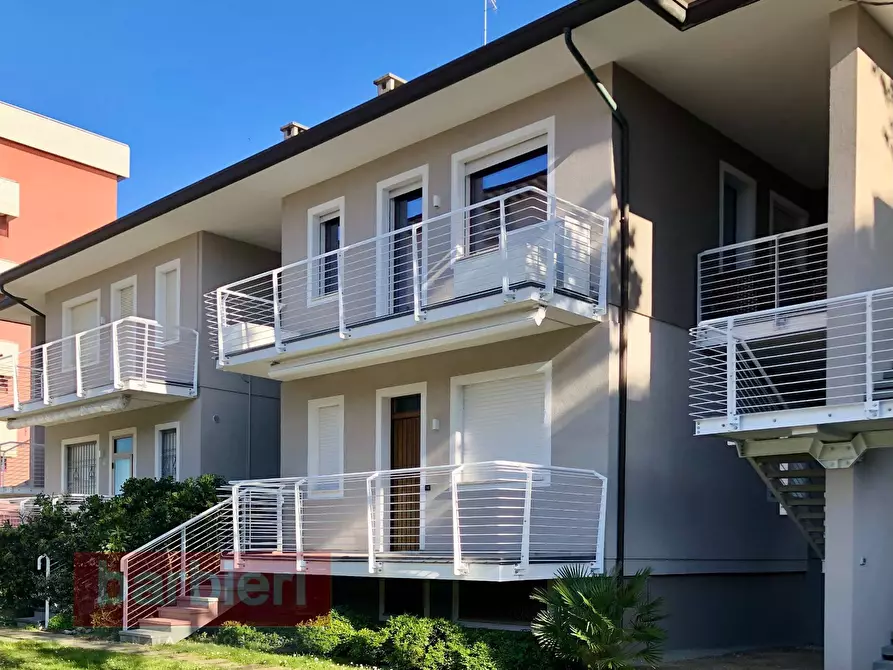 Immagine 4 di Appartamento in affitto  in viale Spontini 10 a Cervia