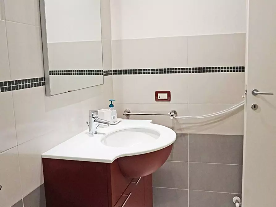 Immagine 28 di Appartamento in affitto  in viale Spontini 10 a Cervia