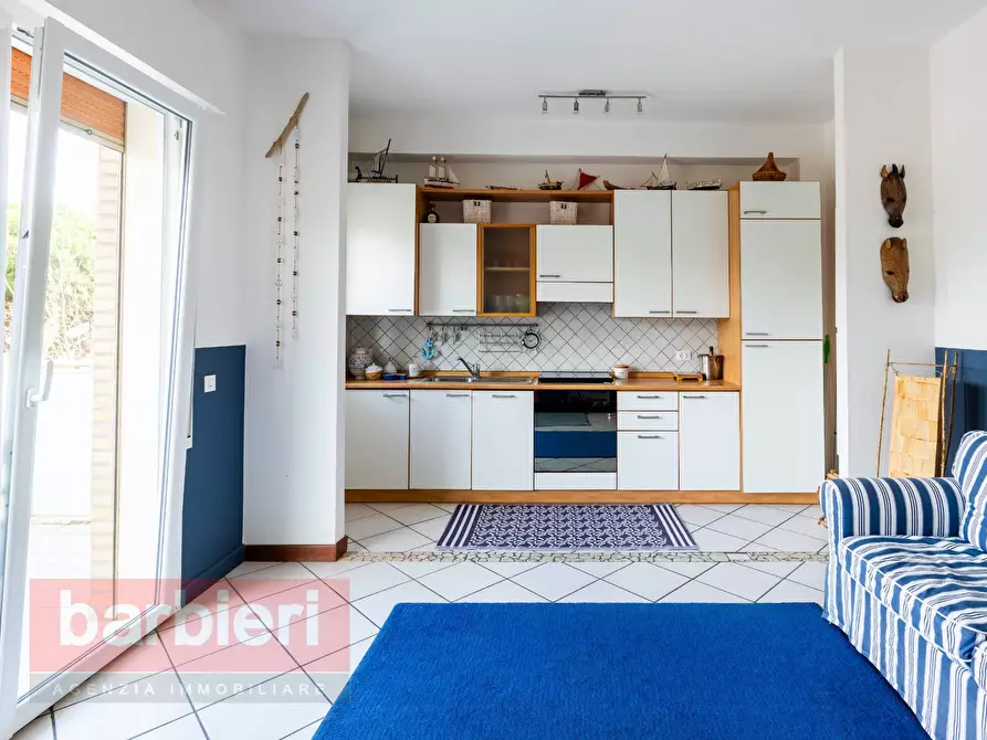 Immagine 5 di Appartamento in vendita  in Viale Toscaninni 16 a Cervia