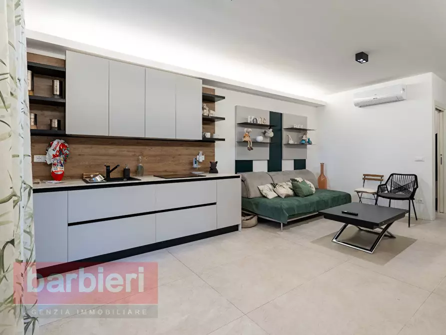 Immagine 1 di Appartamento in vendita  in del Bramante a Cervia