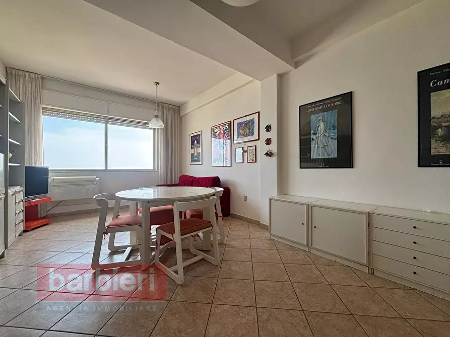 Immagine 3 di Appartamento in vendita  in VIALE FORLì a Cervia