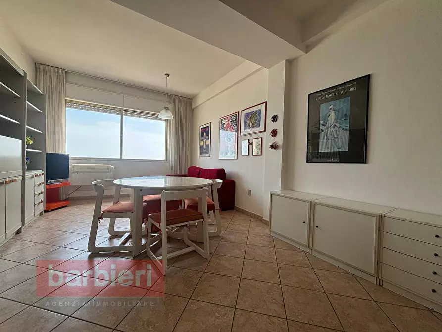 Immagine 4 di Appartamento in vendita  in VIALE FORLì a Cervia